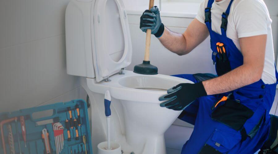 Expert burst pipe repair services in Decatur, MI