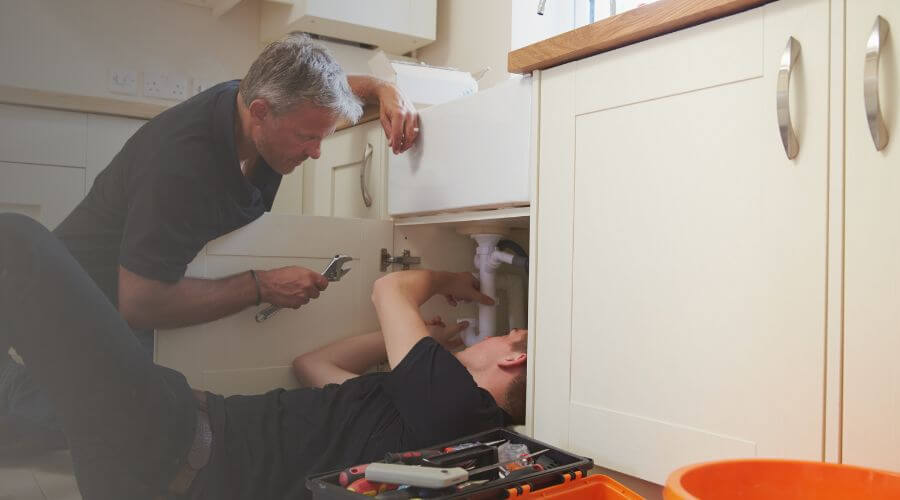 Ceiling Pipe Leak Fix in Decatur, MI